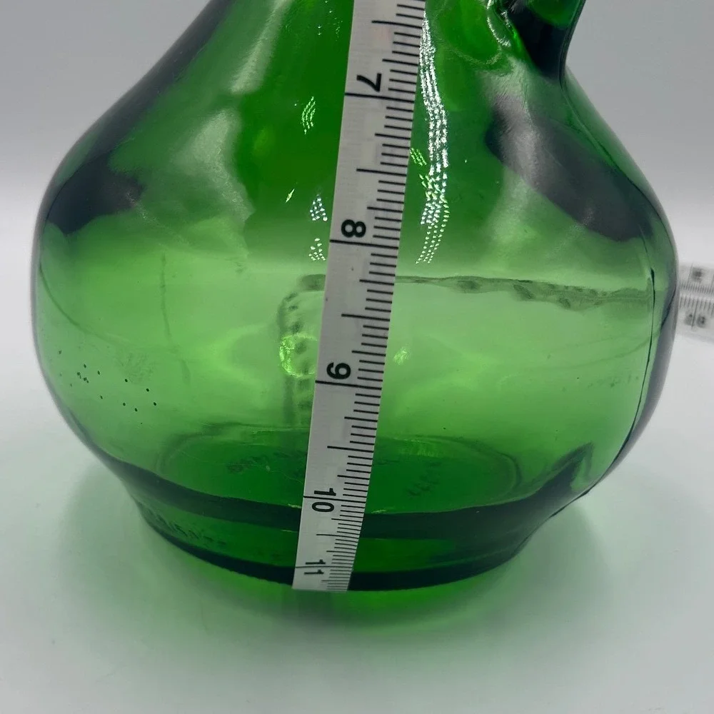 Vintage 1976 Wine World Green Glass Decanter Handled Carafe W-1044 11 Inch